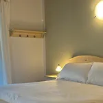 Alojamento de Acomodação e Pequeno-almoço Arizona 4*