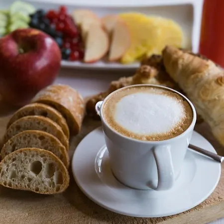 Couette-café Arizona 4*